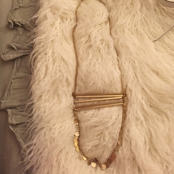 Gold geometrical necklace