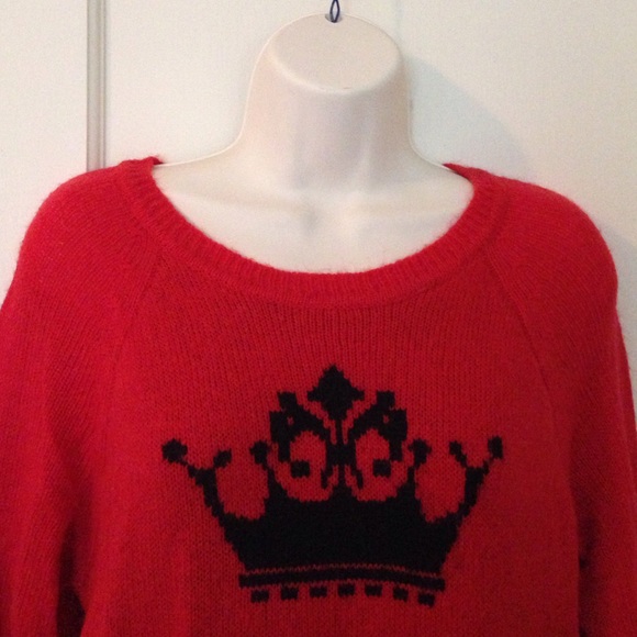 just keep calm red and black sweater - Picture 3 of 4