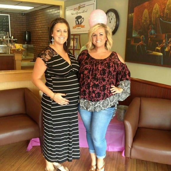 Meet your Posher, Jada - Picture 2 of 2