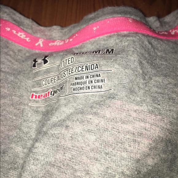 This is a special edition Under Armour tee - Picture 2 of 3