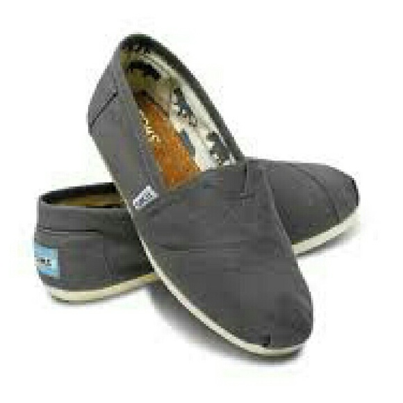 Toms