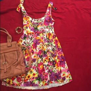 Floral sun dress with pockets