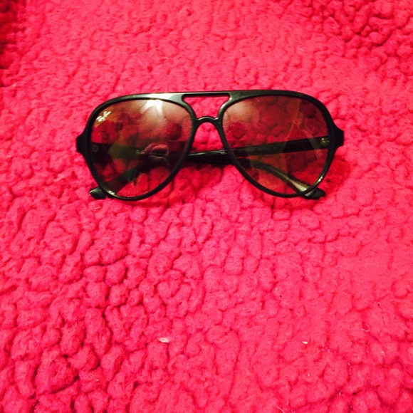 Authentic Ray-bans sunglasses