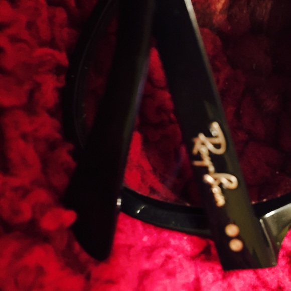 Authentic Ray-bans sunglasses - Picture 3 of 4