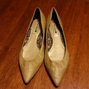 American Eagle kitten heels