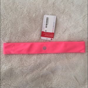 Pink Lululemon headband NWT