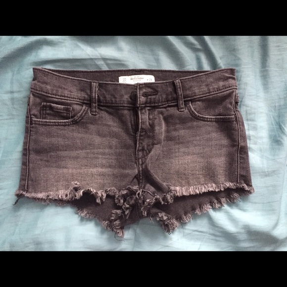 Grey Abercrombie and Fitch shorts