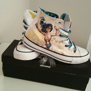 Converse Wonder Woman