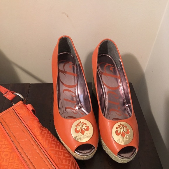 FLASH sale🌺🌺House of Dereon- Shoes & Handbag - Picture 2 of 3