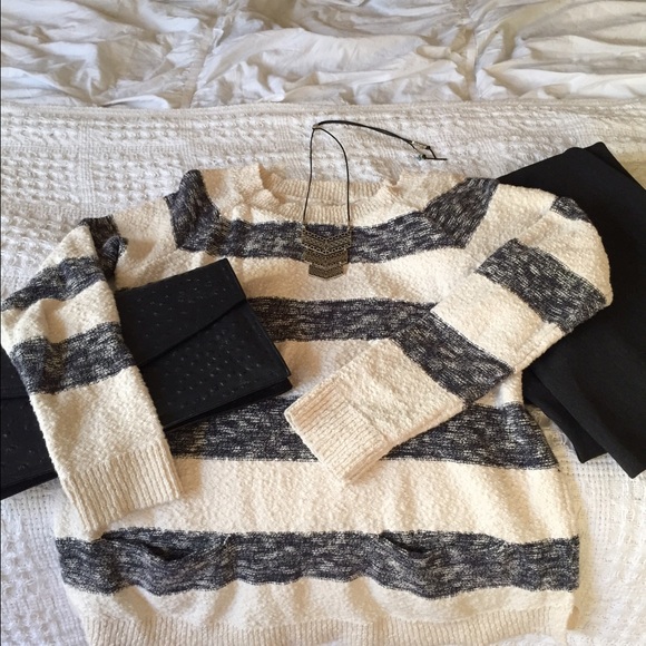 🎉SALE 🎉 White/off white and gray striped sweater - Picture 1 of 2