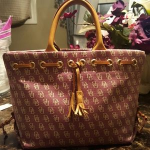 Dooney&bourke bag for sale still in good condition