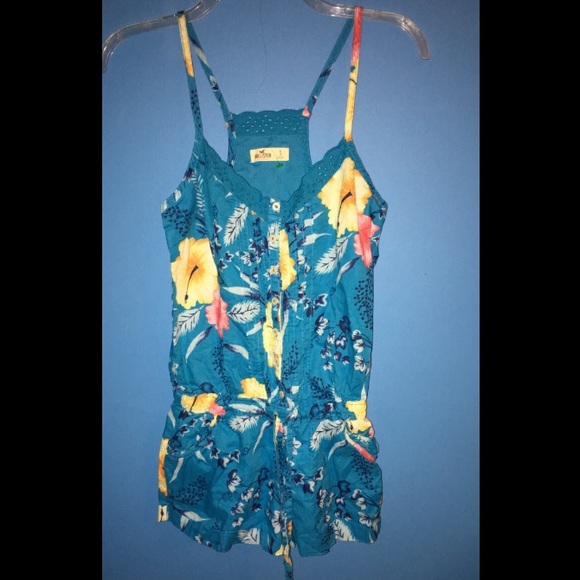 Hollister Sumer romper