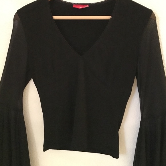 Black Bell Sleeved Shirt - Picture 2 of 4