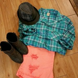 Faded Glory button down shirt
