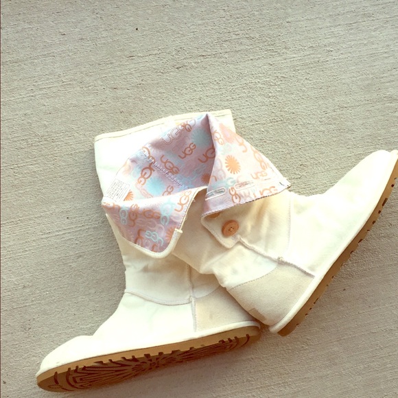 UGG Lo Pro Button Boots