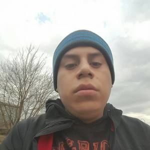 Meet your Posher, Andres