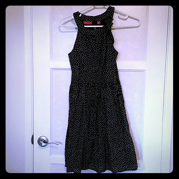 Fit and flare classy dress.