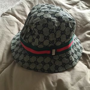 bucket Gucci  hat