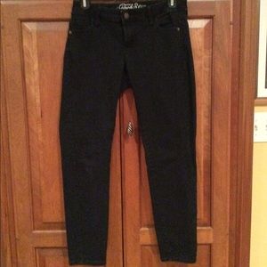 Tobi skinny jeans. Black. Size 26.