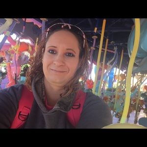 Meet your Posher, Frances