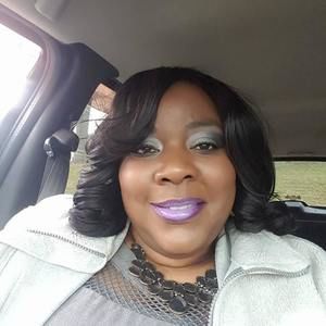 Meet your Posher, Jacqueline