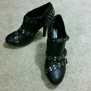 Black not rated studded heels