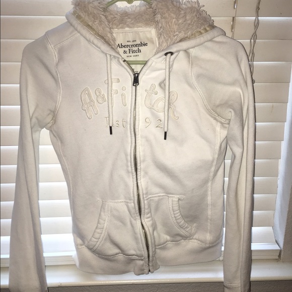 A&F cream sweater