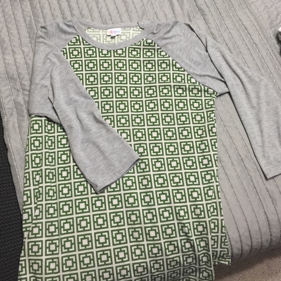 Lula roe shirt
