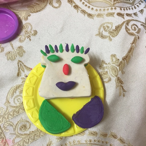 Meet your Posher, Riana - Picture 1 of 1