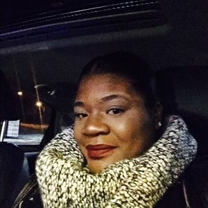 Meet your Posher, Brittney