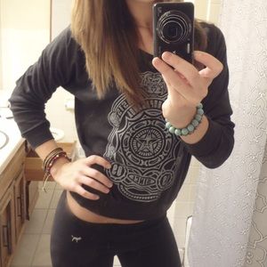 Obey crewneck size small