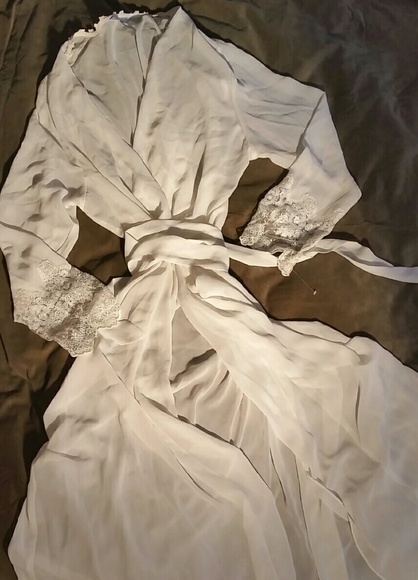 Nightgown with cover