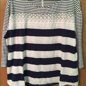 Lauren Conrad three quarter sleeved shirt