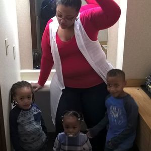 Meet your Posher, Stefani