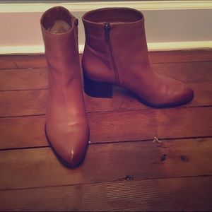 Great condition brown leather Sam Edelman boots👞