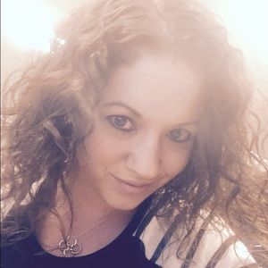 Meet your Posher, Tori