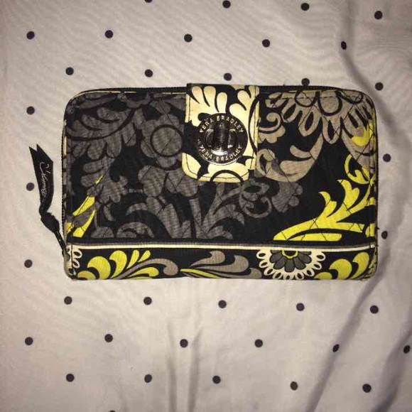 Vera Bradley Wallet - Picture 1 of 4