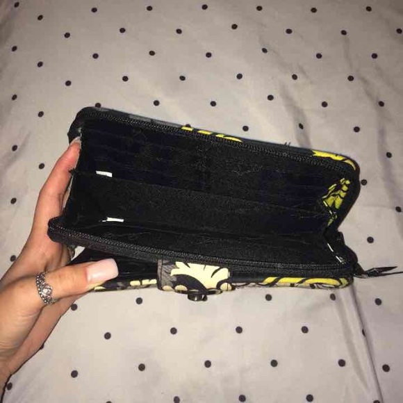 Vera Bradley Wallet - Picture 3 of 4