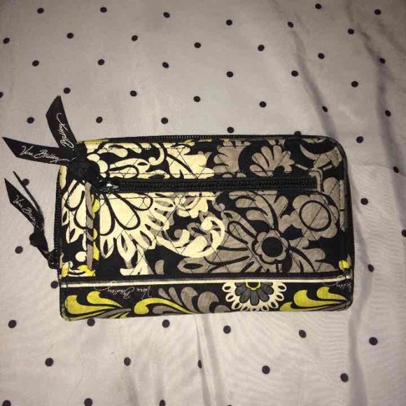 Vera Bradley Wallet - Picture 4 of 4