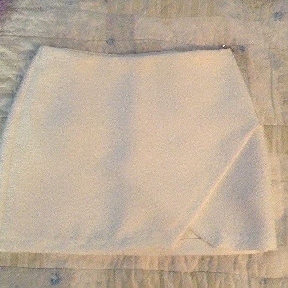Zara faux wrap textured white skirt