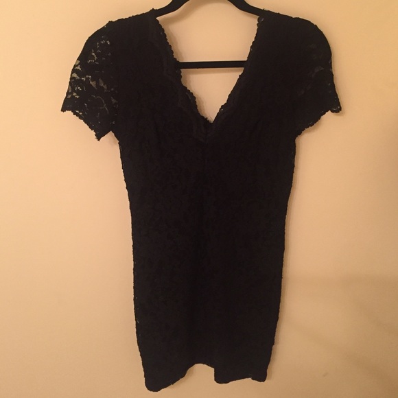 Kimchi Blue Dresses & Skirts - Urban Outfitters Lace Bodycon Dress