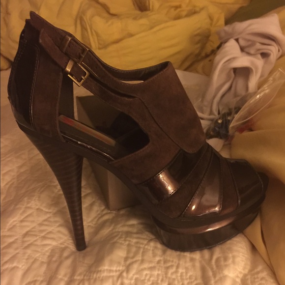 Two Lip Brown Shoes