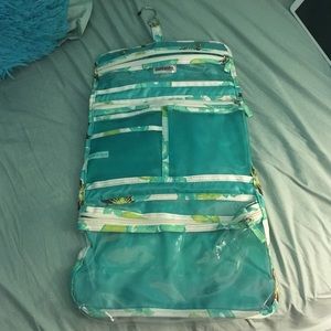 travel cosmetics bag