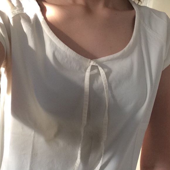 White stretchy top