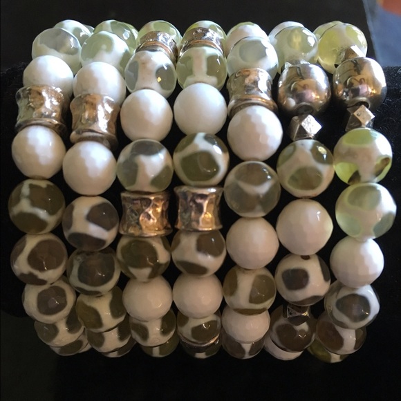 Agate and shell silver bracelet