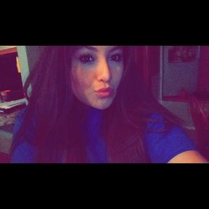 Meet your Posher, Alena