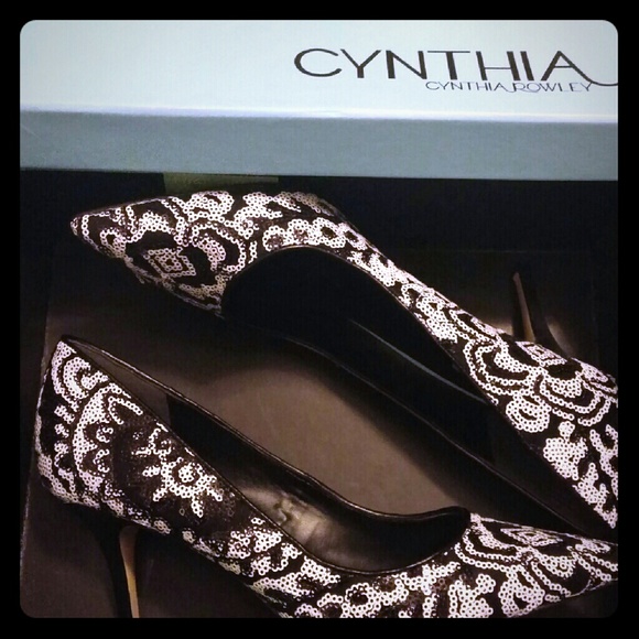 Statement heels