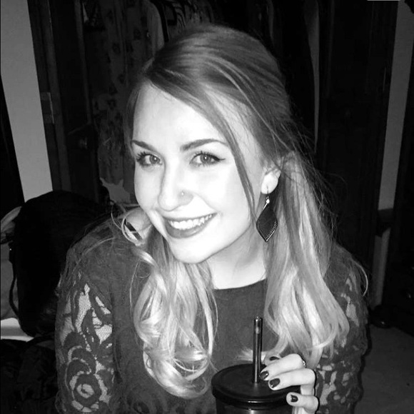 Meet your Posher, Katie