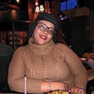 Meet your Posher, Latonya