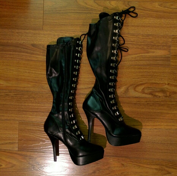 Demonia/Pleaser high heel goth boots